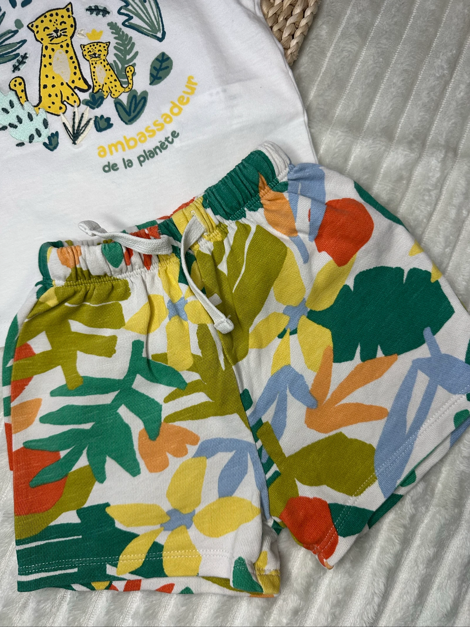 Tape à l’œil 2-delige set short en T-shirt 18 maanden – photo 2